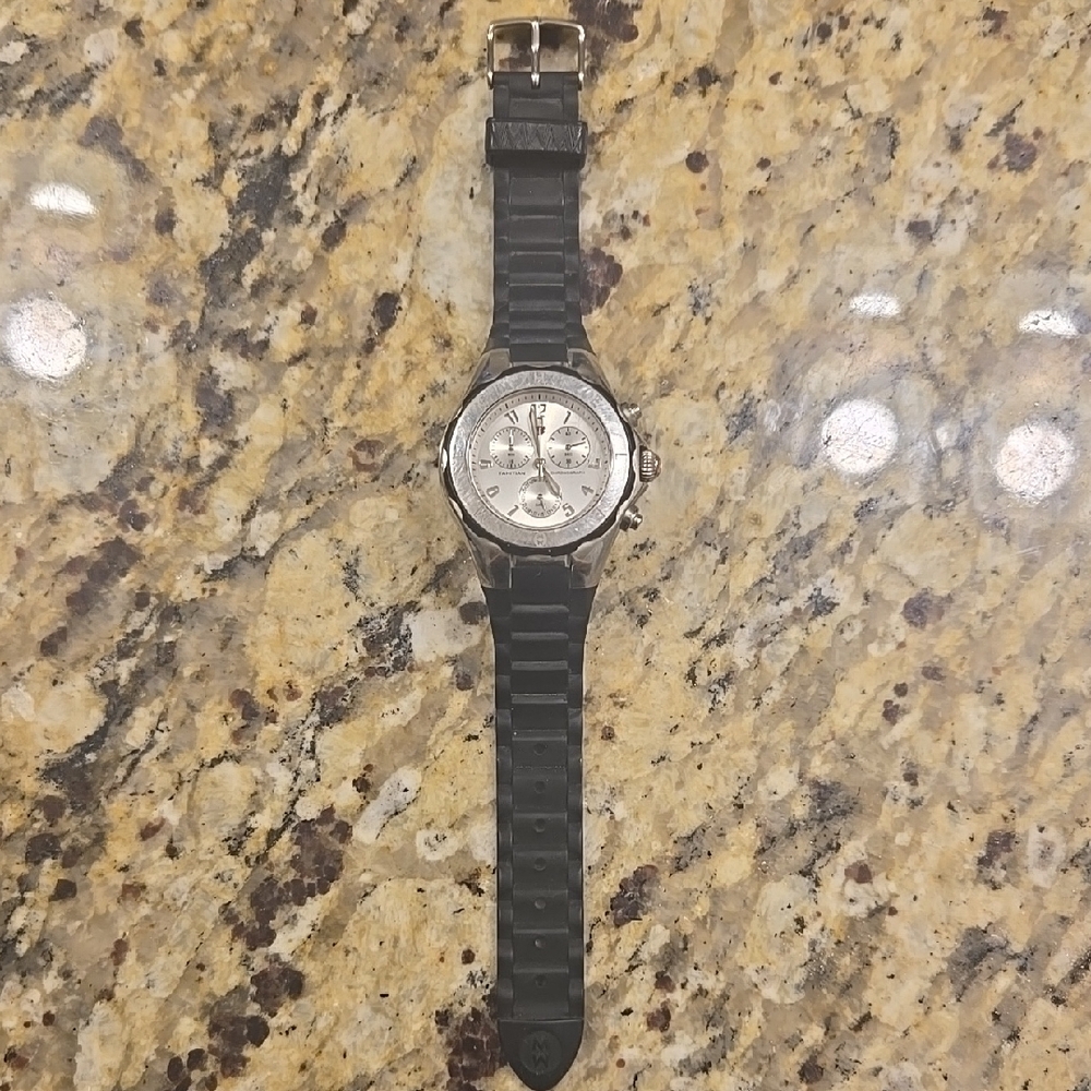 MICHELE Sporty Black and Silver Analog Watch with Textured Band